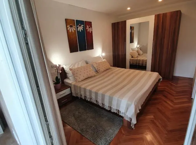 Leona 4*, Kantrida Apartman
