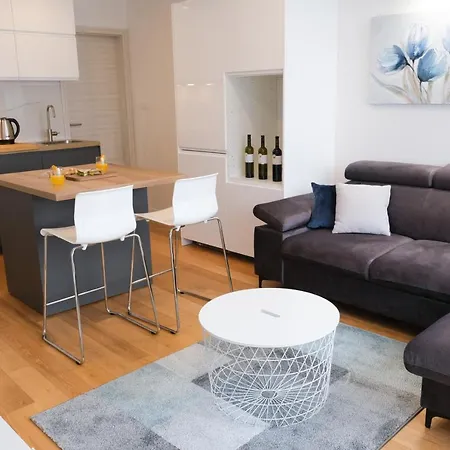 Leona 4*, Kantrida Lägenhet Rijeka