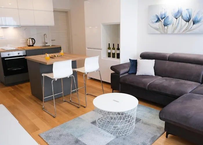 Leona 4*, Kantrida Apartament Rijeka